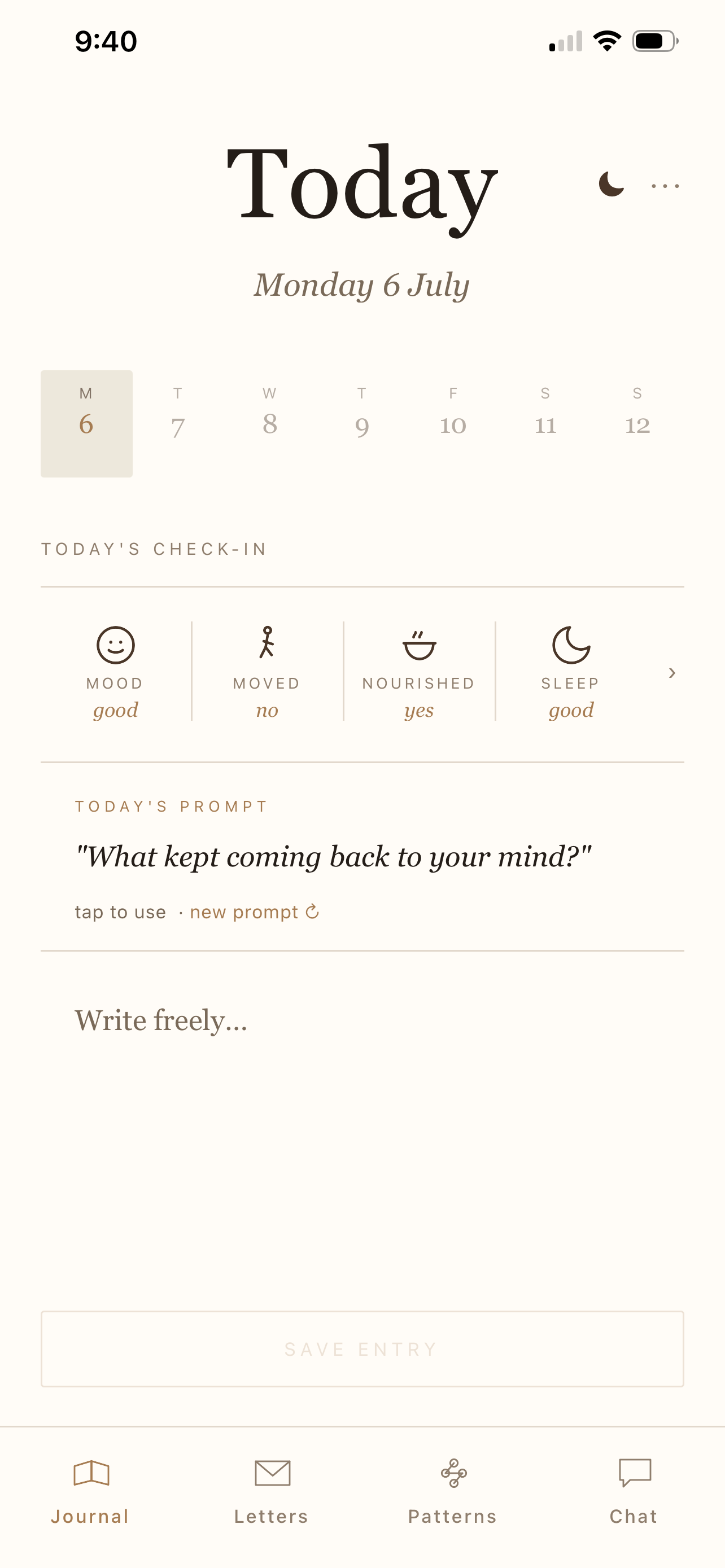 An empty Nové journal, ready to write